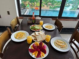 Phuc Hung Riverside Villa