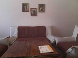 Gostinyi Dvor Galirad