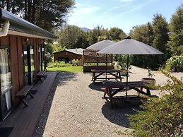 Kanuka Ridge Lodge and Backpackers