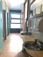 Kanuka Ridge Lodge and Backpackers