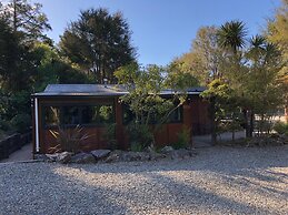 Kanuka Ridge Lodge and Backpackers