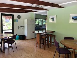 Kanuka Ridge Lodge and Backpackers