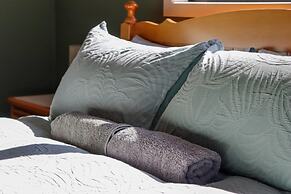 Kanuka Ridge Lodge and Backpackers