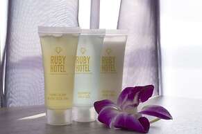 Ruby Hotel