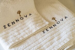 Zennova 5 Antigonidon Sq