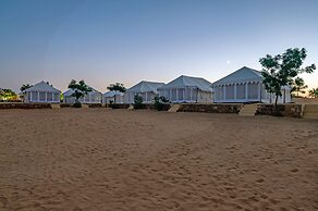 Rajwada Desert Camp by Park Tree