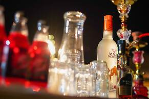 Rajwada Desert Camp by Park Tree