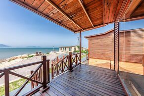 Floral Hotel Qingdao Shark Stone