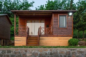 Floral Hotel Qingdao Shark Stone