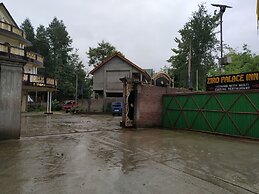 Ziro Palace Inn