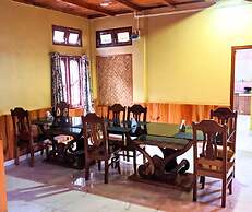 Ziro Palace Inn