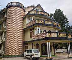 Ziro Palace Inn