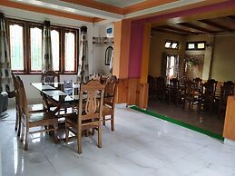 Ziro Palace Inn