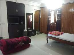 Ziro Palace Inn