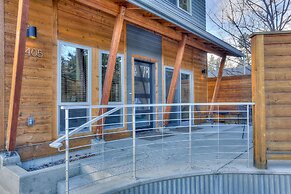 Urban Roundabout 2 Bedroom Home by RedAwning