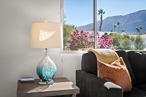 Palm Springs Life 3 Bedroom Home by RedAwning
