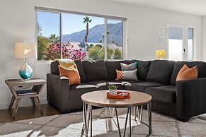 Palm Springs Life 3 Bedroom Home by RedAwning