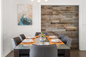 Palm Springs Life 3 Bedroom Home by RedAwning