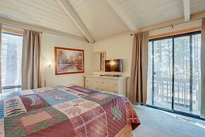 11 Pine Mt Family Home with Game Room, Hot Tub, and BBQ on the Deck by