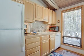 11 Pine Mt Family Home with Game Room, Hot Tub, and BBQ on the Deck by