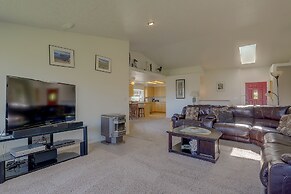 Amber Sunset 3 Bedroom Home by RedAwning