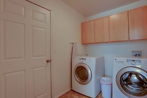 Amber Sunset 3 Bedroom Home by RedAwning