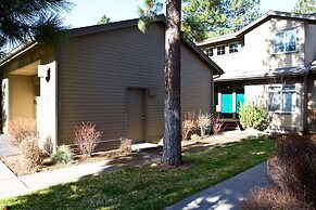 Widgi Creek #22 3 Bedroom Condo by RedAwning