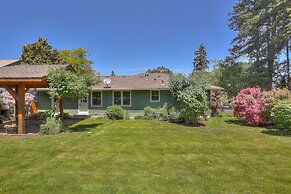 Living Color 2 Bedroom Home by RedAwning