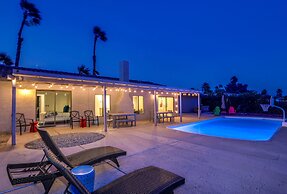 Poolside Living 4 Bedroom Home by RedAwning
