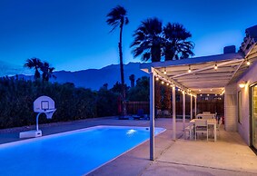 Poolside Living 4 Bedroom Home by RedAwning