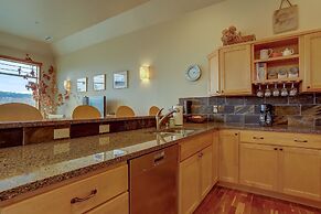 Three Rivers 3 Bedroom Home by RedAwning