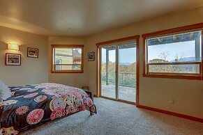 Three Rivers 3 Bedroom Home by RedAwning