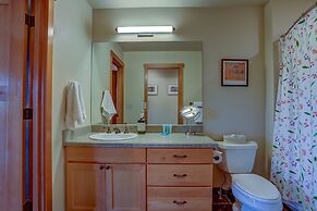 Three Rivers 3 Bedroom Home by RedAwning