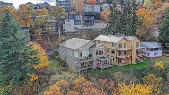 Three Rivers 3 Bedroom Home by RedAwning