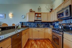 Three Rivers 3 Bedroom Home by RedAwning