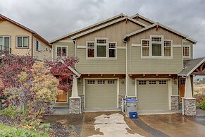 Three Rivers 3 Bedroom Home by RedAwning