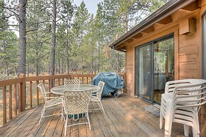 7 Cedar Private Cul-de-sac include Hot Tub with Forest View by RedAwni