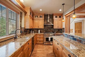 Craftsman-style Awbrey Home features Gas BBQ by RedAwning