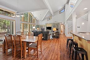 1 Colonial Private Family Vacation Home Features Bikes to Explore Sunr