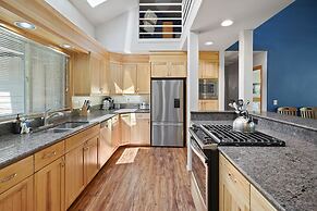 1 Colonial Private Family Vacation Home Features Bikes to Explore Sunr