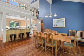 1 Colonial Private Family Vacation Home Features Bikes to Explore Sunr