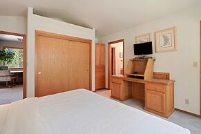 1 Colonial Private Family Vacation Home Features Bikes to Explore Sunr