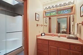 1 Colonial Private Family Vacation Home Features Bikes to Explore Sunr