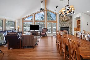 2 Sarazen Home with Hot Tub and BBQ on the Deck, Close to Woodlands Go