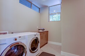 Casa Del Stoke 3 Bedroom Home by RedAwning