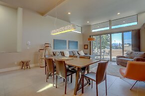 Casa Del Stoke 3 Bedroom Home by RedAwning