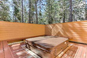 3 Mt Baker Peaceful Lodge Style Home With Private Hot Tub and BBQ on t