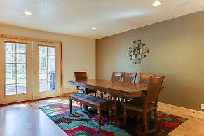 3 Mt Baker Peaceful Lodge Style Home With Private Hot Tub and BBQ on t