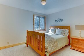 3 Mt Baker Peaceful Lodge Style Home With Private Hot Tub and BBQ on t