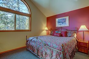 Newly Remodeled 27 Gannet Home features Kayaks, Bikes, and Hot Tub by 